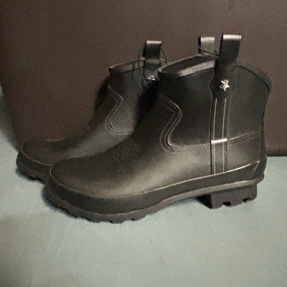 Western Chief Shoes - Western Chief Black Women's Winter Boots